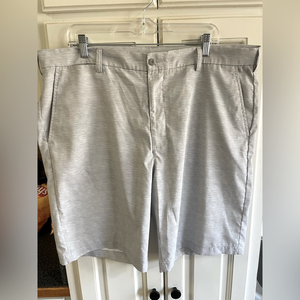 Mens Golf Shorts 40”W 10” Length